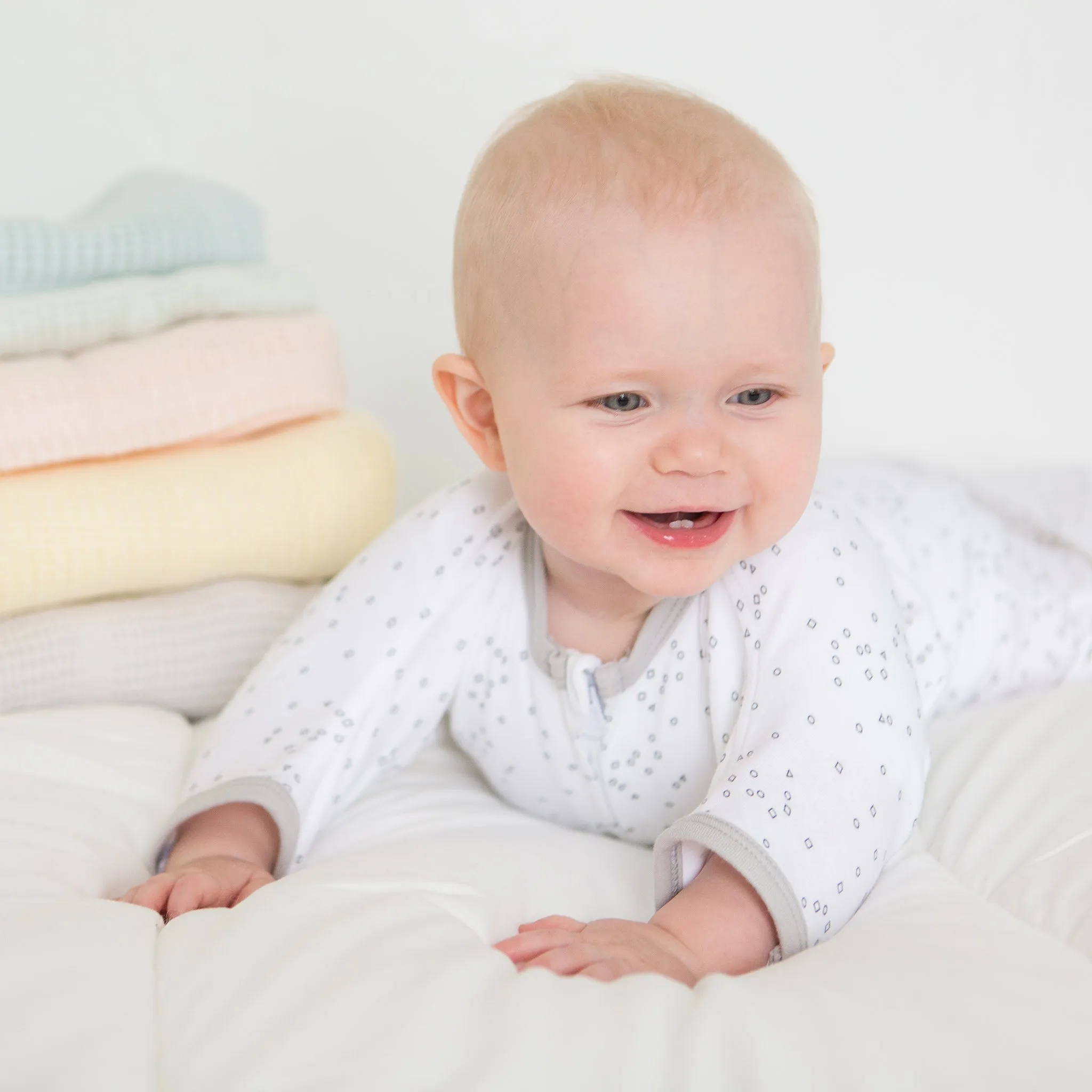 Amazing Baby - Cotton Cellular Blanket, Butterum