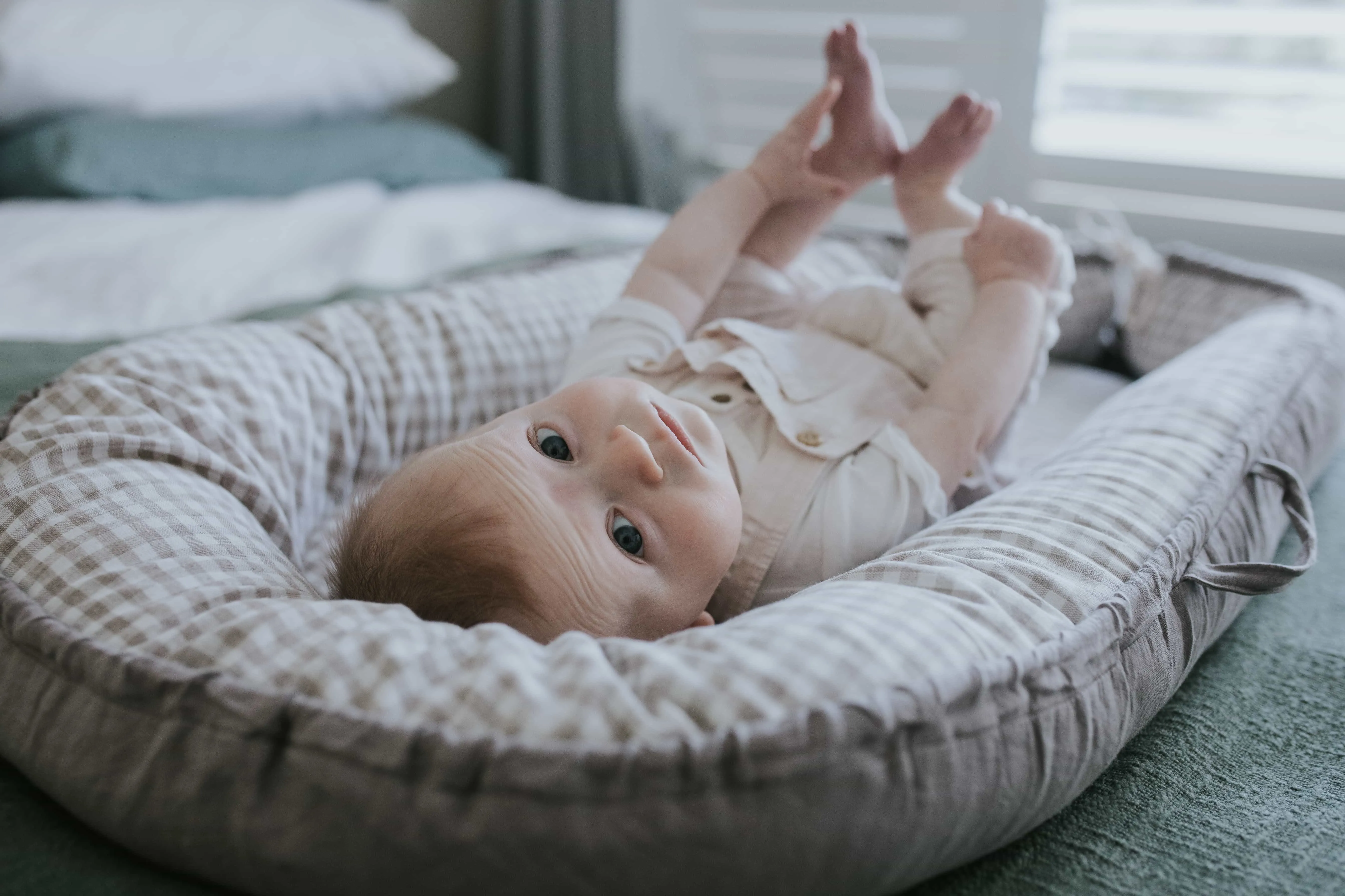 Baby Nest - Stone Linen & Gingham