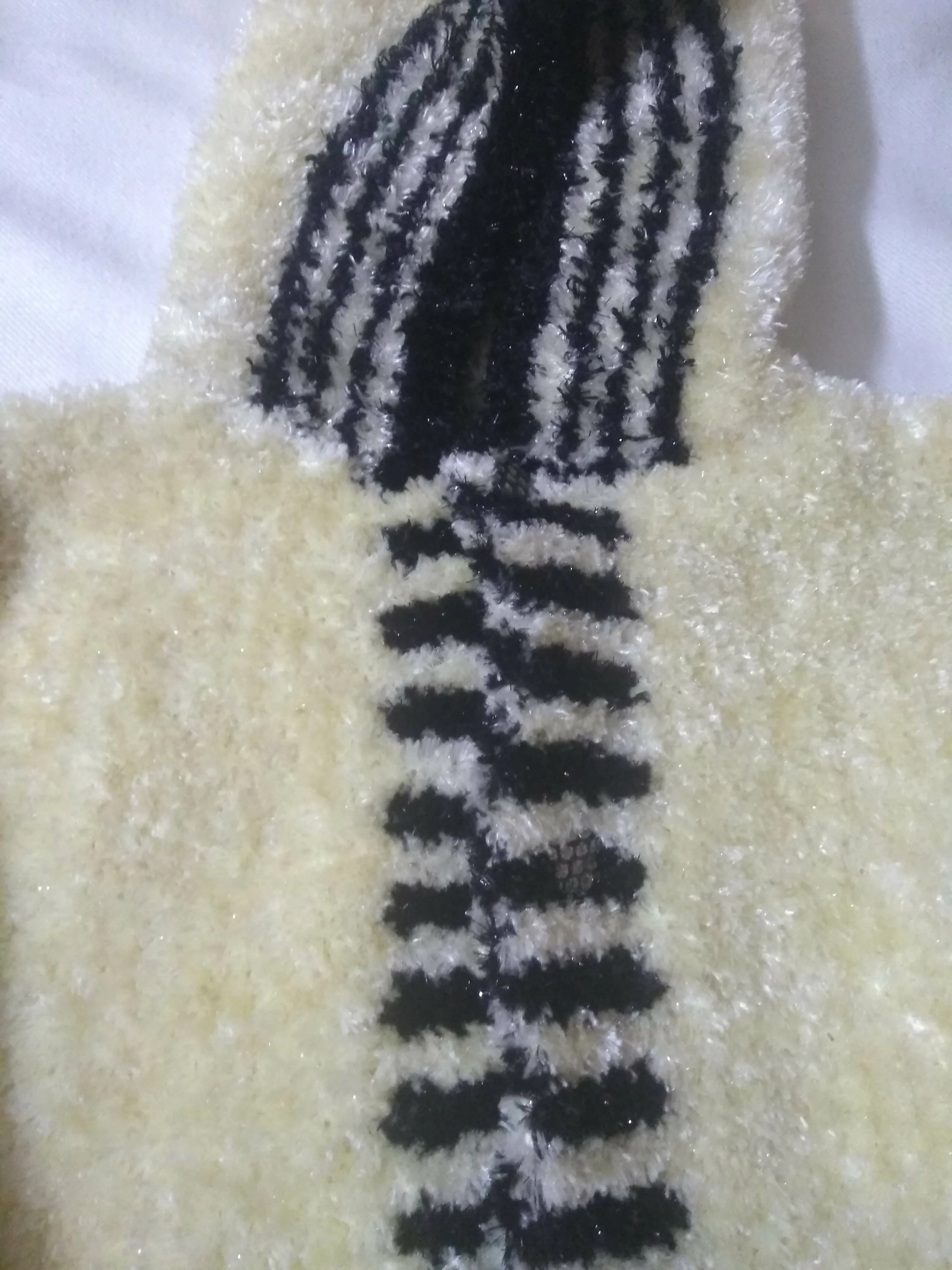 Kids woollen hand made sweater with hoodie