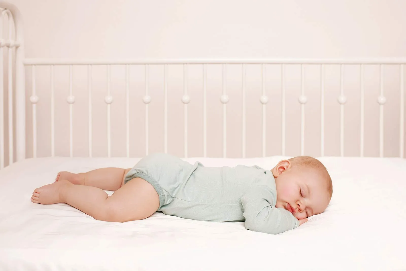 PURE BAMBOO: 100% Organic Viscose Derived from Bamboo Baby Crib Fitted Sheet